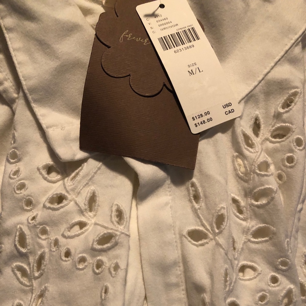 Anthropologie | Eyelet Buttondown Blouse | M/L - Picture 10 of 10